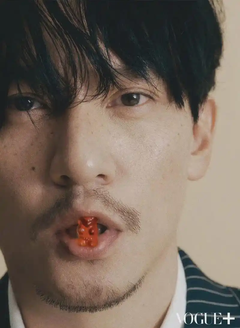 沉迷张震!照片太少了不够我看的!#禁欲系 #张震 #这谁顶得 - 抖音