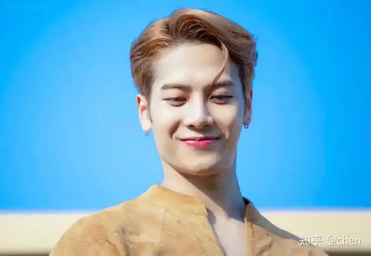 你有哪些王嘉尔的图片