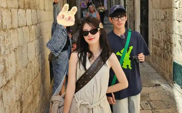 胡先煦,赵昭仪来真的?秦海璐,秦岚,辛芷蕾磕cp:你俩咋回事?