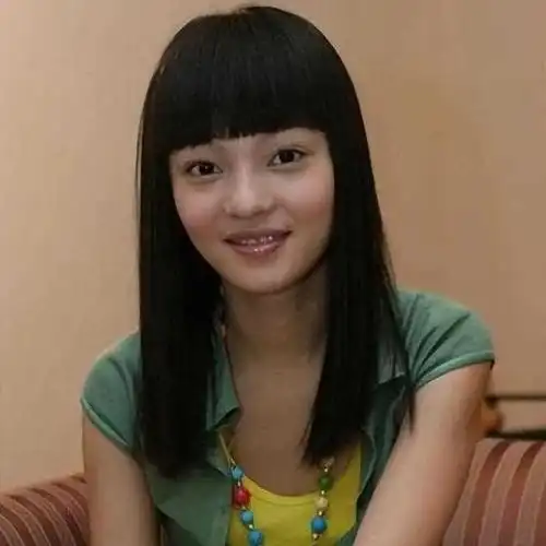 张韶涵演唱会上"窜稀"后的坚持,藏着多少中年人的无奈?