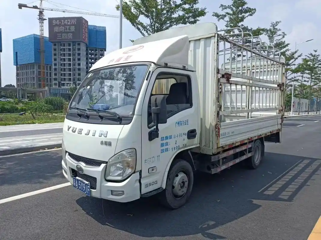 2018年跃进小福星仓栏小货车车厢3.