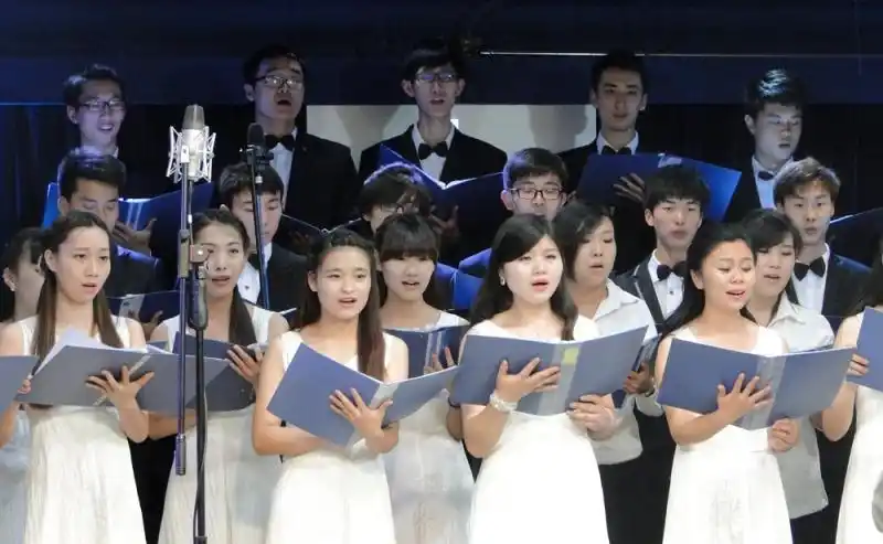 迦南音乐学校建校15周年中西古典民族场音乐会