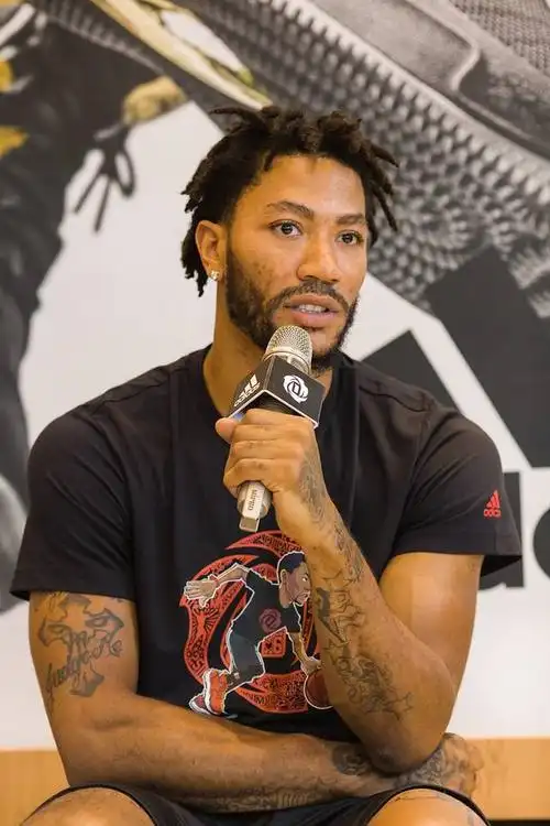 身为"中国体育老师" 的罗斯,竟然想和某位勇士球员单挑!