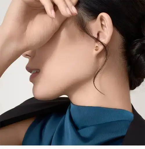 cartier/卡地亚 love系列女士玫瑰金色18k金螺钉设计耳饰耳环 b830