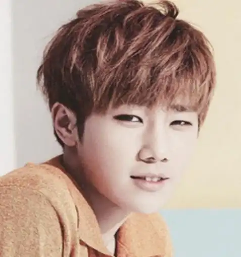 男生定位烫发型需要注意哪些?定位烫后期好打理吗?-图1