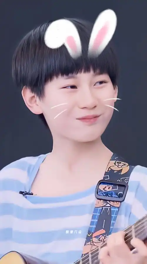 "可爱的幼仔小圆将被我卷成小饼吃050499#张真源奔跑吧