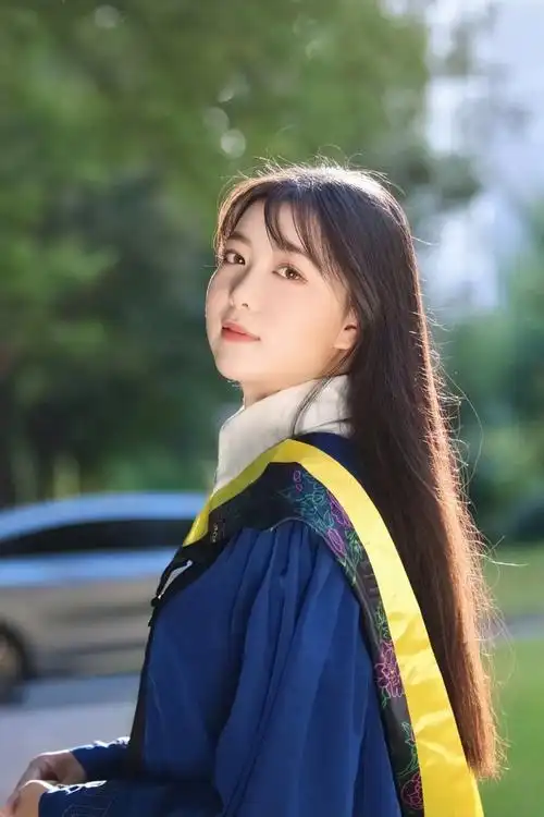 关于女大学生最后一组照片.暑假结束 彻底告别学生时代啦#校园 - 抖音