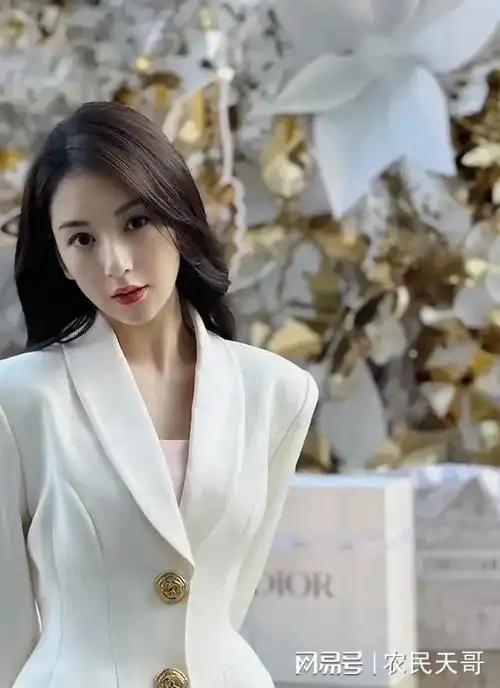 方媛穿搭好漂亮360度无死角怎么拍都是美女