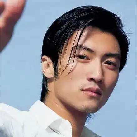 分享一组eason,谢霆锋,梅艳芳的头像壁纸