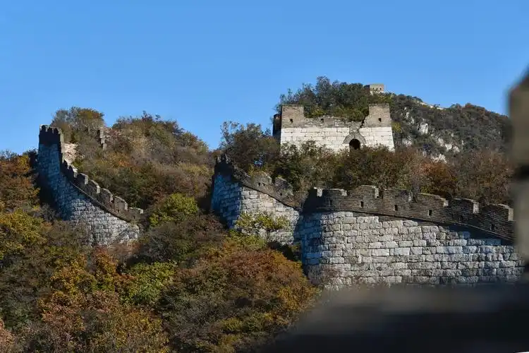 秋染箭扣长城--擦边过