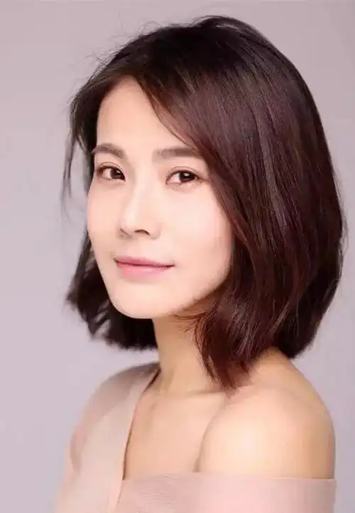 林爽经纪人(公司) _林爽代言费用价格_林爽平面肖像报价_梦之星