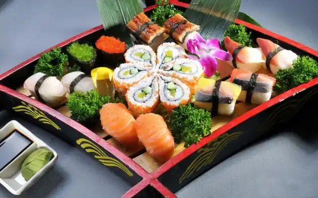 重庆最大寿司拼盘即将在环球时代广场诞生