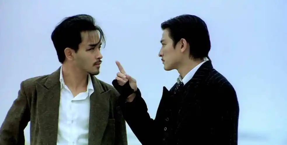 同样是演过"许文强"的影帝,周润发和张国荣一比,双双王炸_冯敬_汪寿华