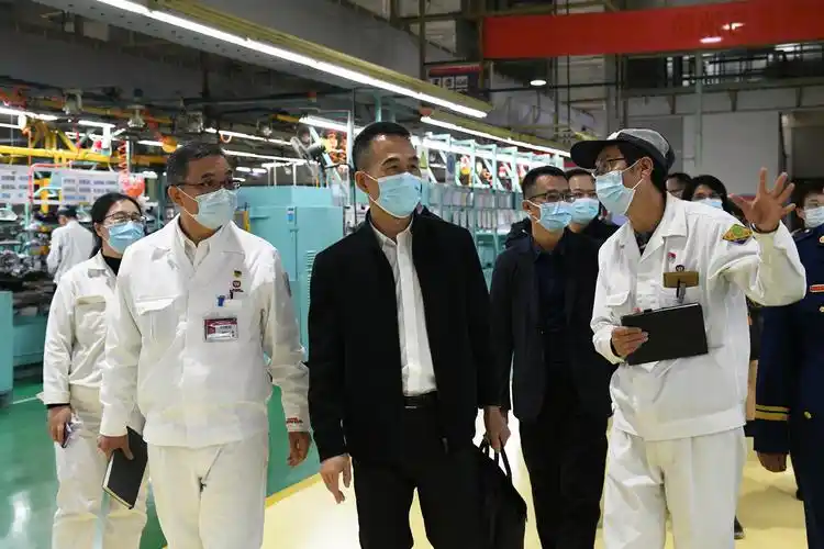 张锦海副区长到永宁街开展安全生产检查并与镇街结对