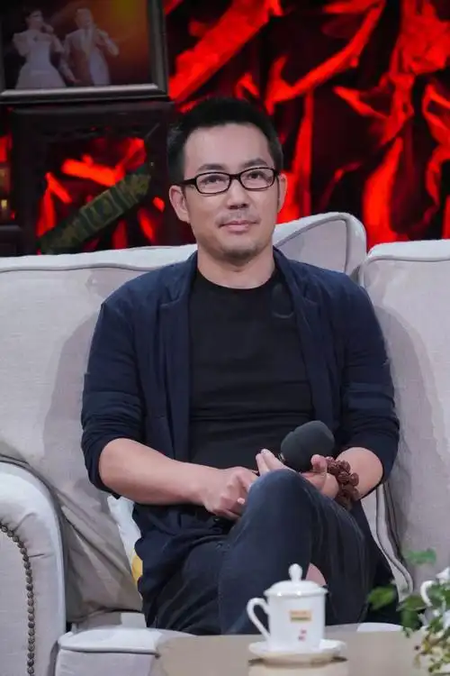 与李琼熊天平何沐阳徐千雅宗庸卓玛一起唱响人生之歌