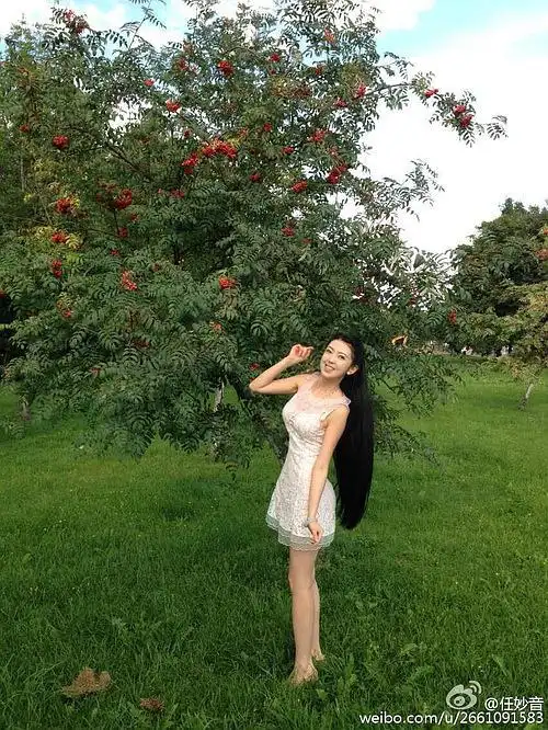 《 长发女任妙音猛照 !yeah !》