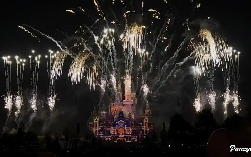 [4k hdr] iphone 13 pro录制上海迪士尼烟花秀