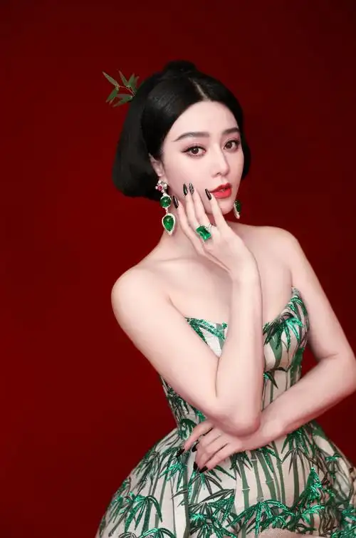 戛纳红毯还得看女明星##戛纳##戛纳电影节