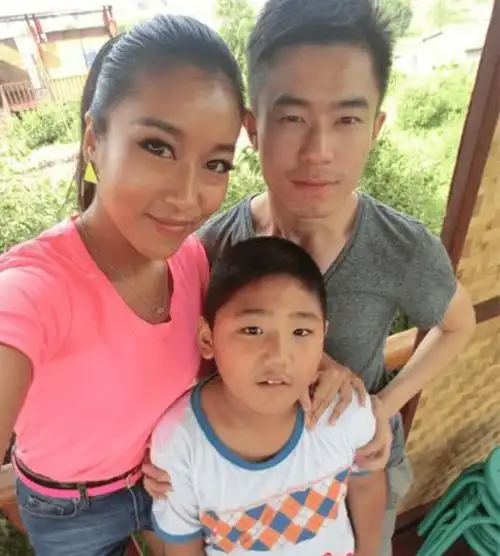 装穷插足别人感情卖惨是娱乐圈让吉克隽逸变矫情了吗