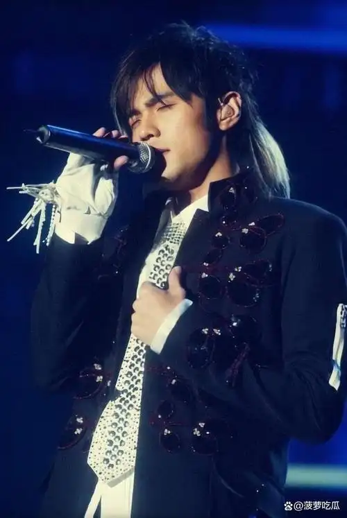 好看!周杰伦台版vogue封面大片,你喜欢吗?