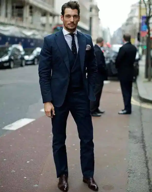 男士西装怎么搭配合适的鞋子