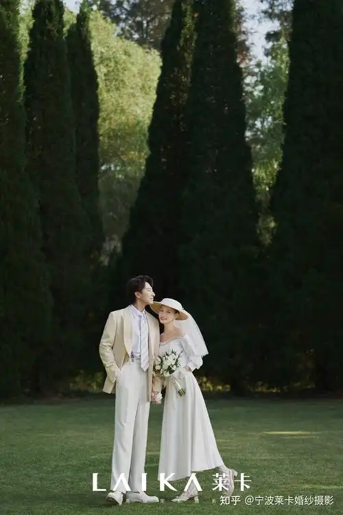 森系外景婚纱照这样拍真的让人心动不已