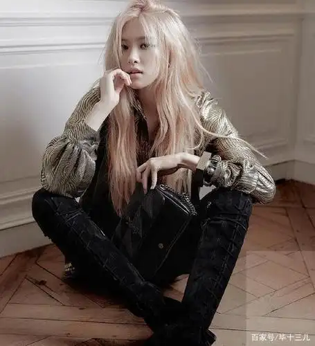 新时尚大片rose朴彩英,长腿纤细腰身,火辣身材