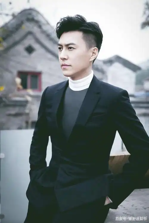 靳东收获一名萝莉粉,竟是包贝尔女儿包饺子