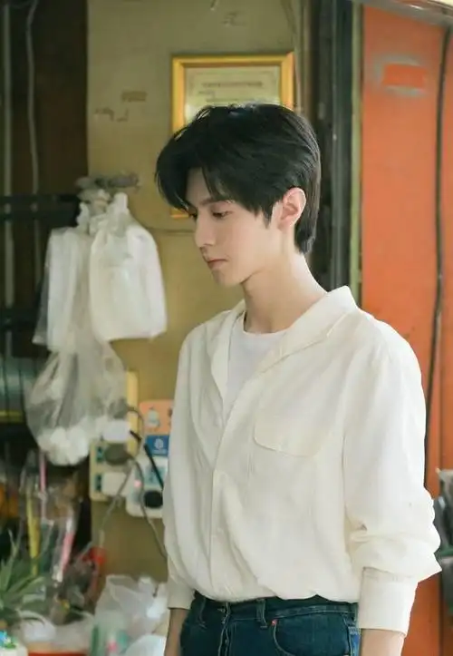 网评为甜宠剧而生现偶剧顶配男星top!王鹤棣第7,杨洋第6