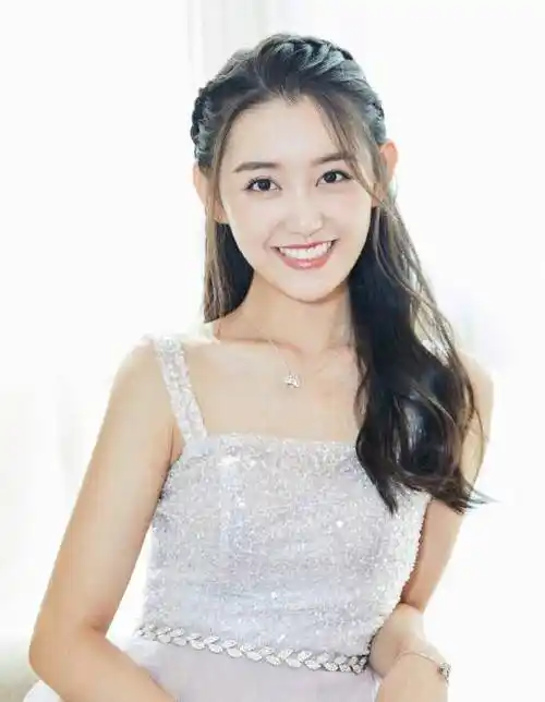 请来年纪最小女嘉宾,看到她们是谁后,00后粉丝激动了_蒋依依_段奥娟