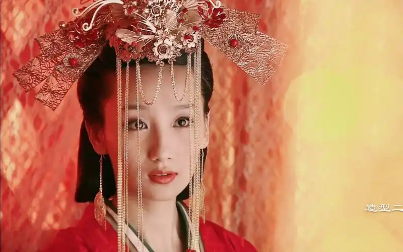 【美人心计】薄巧慧的头饰与衣柜/11种造型/一生没有得到任何形式的爱