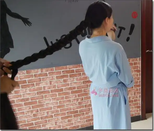 剪去长发及地少妇1.5米极品长发-狠狠爱李2926