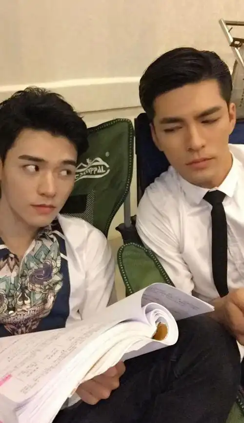 婷哥很酷吖2020-03-02              盛势剧照,太帅了