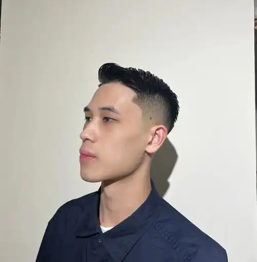 今日发型分享#潮流面面俱到  #男士发型  #发型分享  #美式油头