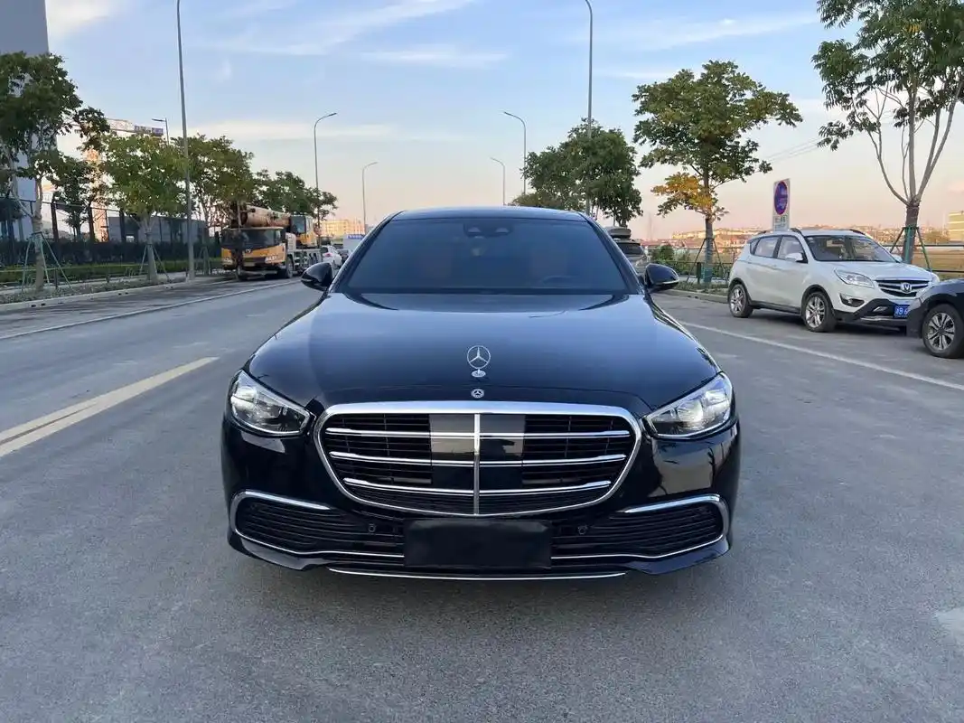 奔驰s400l最新款