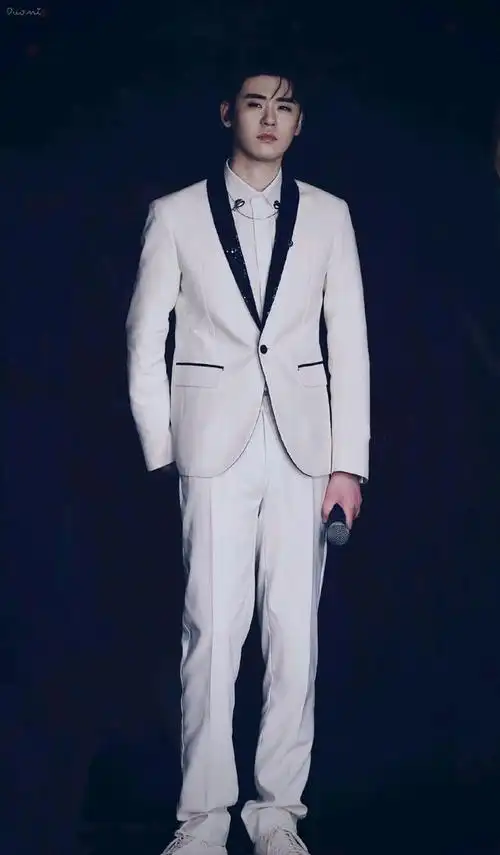 张云雷拿奖被质疑,攻击性太强,唱个歌这么难吗?