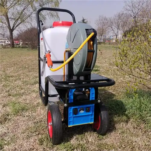 四轮农用打药机12v电动打药机小型打药机厂家