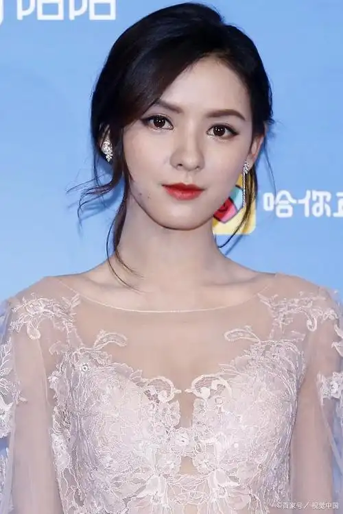 32岁张予曦,真是人间极品!怪不得思聪也沦陷!