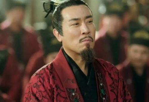 心疼49岁于和伟哄着41岁女儿章子怡与67岁赵雅芝演夫妻