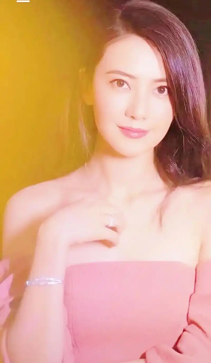 高圆圆真美,美在骨子里!为你点赞!##歌曲多情厌,#歌_多情 - 抖音