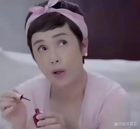 看了蒋雯丽的旧照才明白:顾长卫王全安为啥相继沦陷!