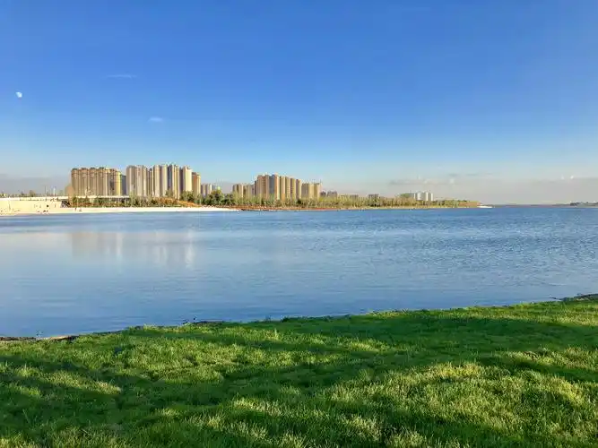 碧水蓝天晋阳湖