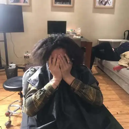 脏辫脱发严重吗脏辫拆掉了好多头发