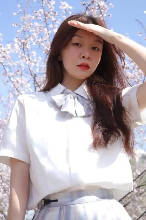 小婧今天吃什么: =#校园生活 #摄影 #封校的当代大学生 #图文来了