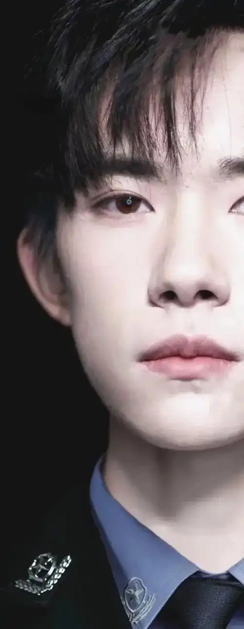 把这张照片推给易烊千玺的老婆们#向全世界安利 - 抖音