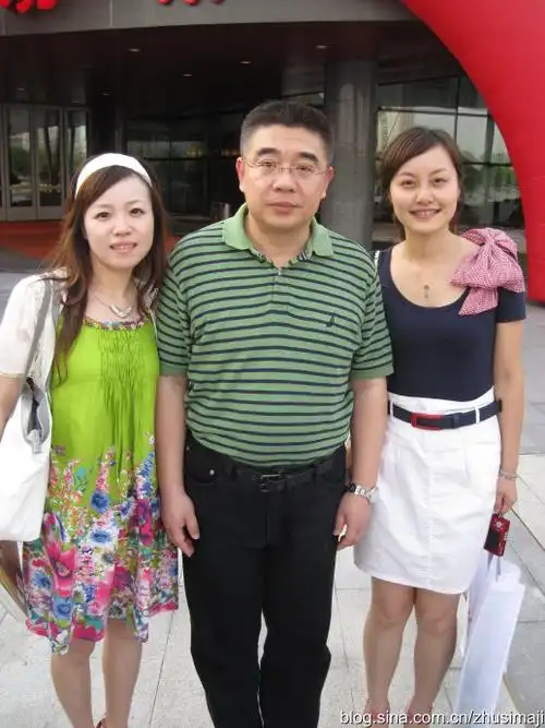 倪琳老公钱文忠(钱文忠,人称时尚先生,教授玩家,他为何对余秋雨,推崇