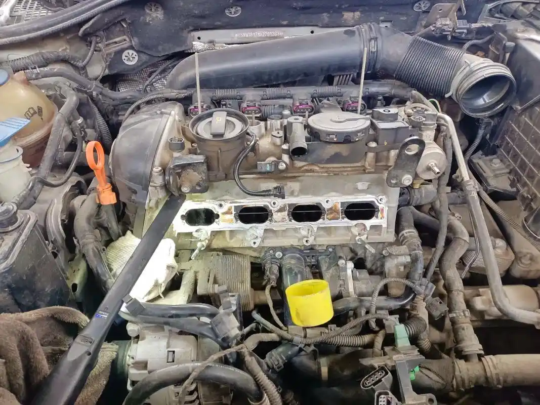 大众帕萨特,迈腾,斯柯达,奥迪同款ea888发动机清洗进气道 - 抖音