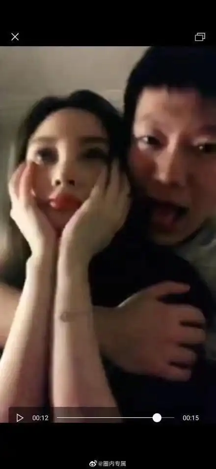 pg万亲嘴李小璐视频曝光!细节暴露了"做头发"后两人在一起了!