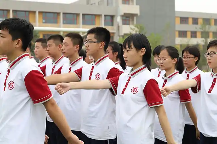 精英中学邢台校区高一军训正式开始!