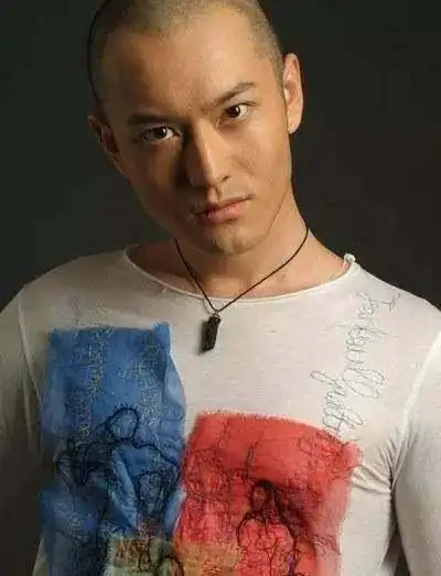 华夏基因告诉你,男子脱发怎么与遗传基因有关?